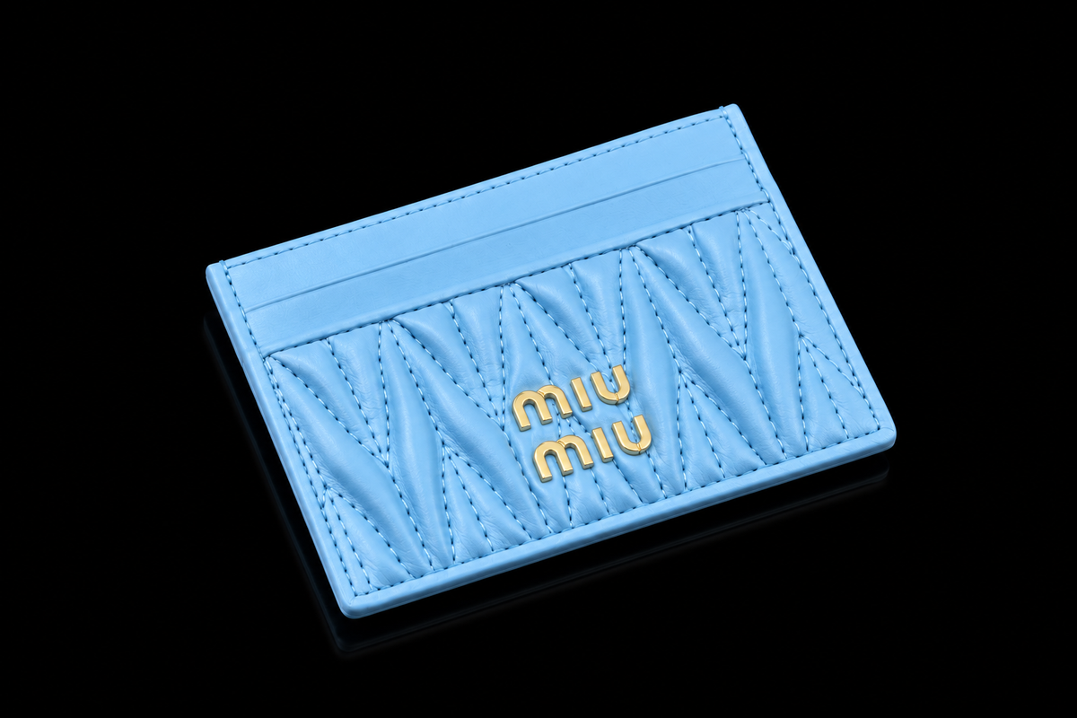 Mu Credit Card Holder